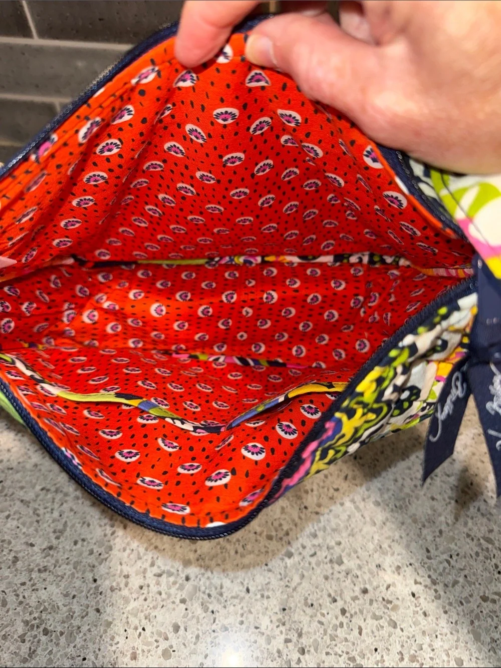 Vera Bradley Caryall Crossbody and Trifold Wallet in Rio. EUC